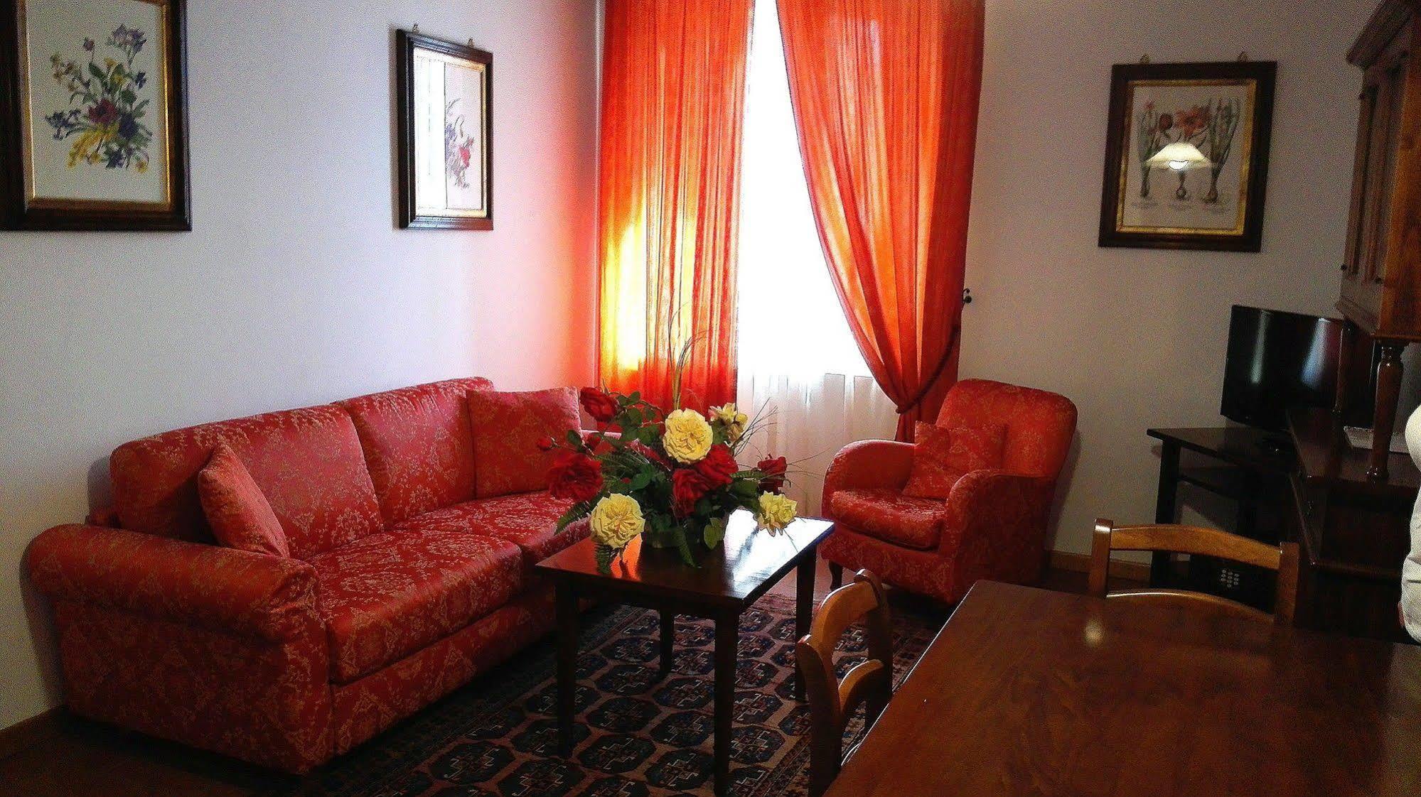 Palazzo La Fenice Aparthotel 3*